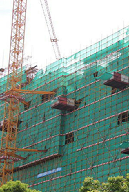 我們該如何選擇環(huán)保遮陽網(wǎng)保護(hù)植物生長呢